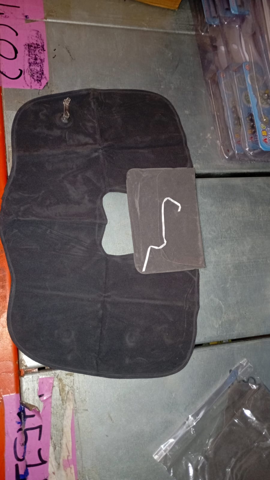 Inflatable U-Shape Travel Pillow – Portable Neck Support - Detail 9