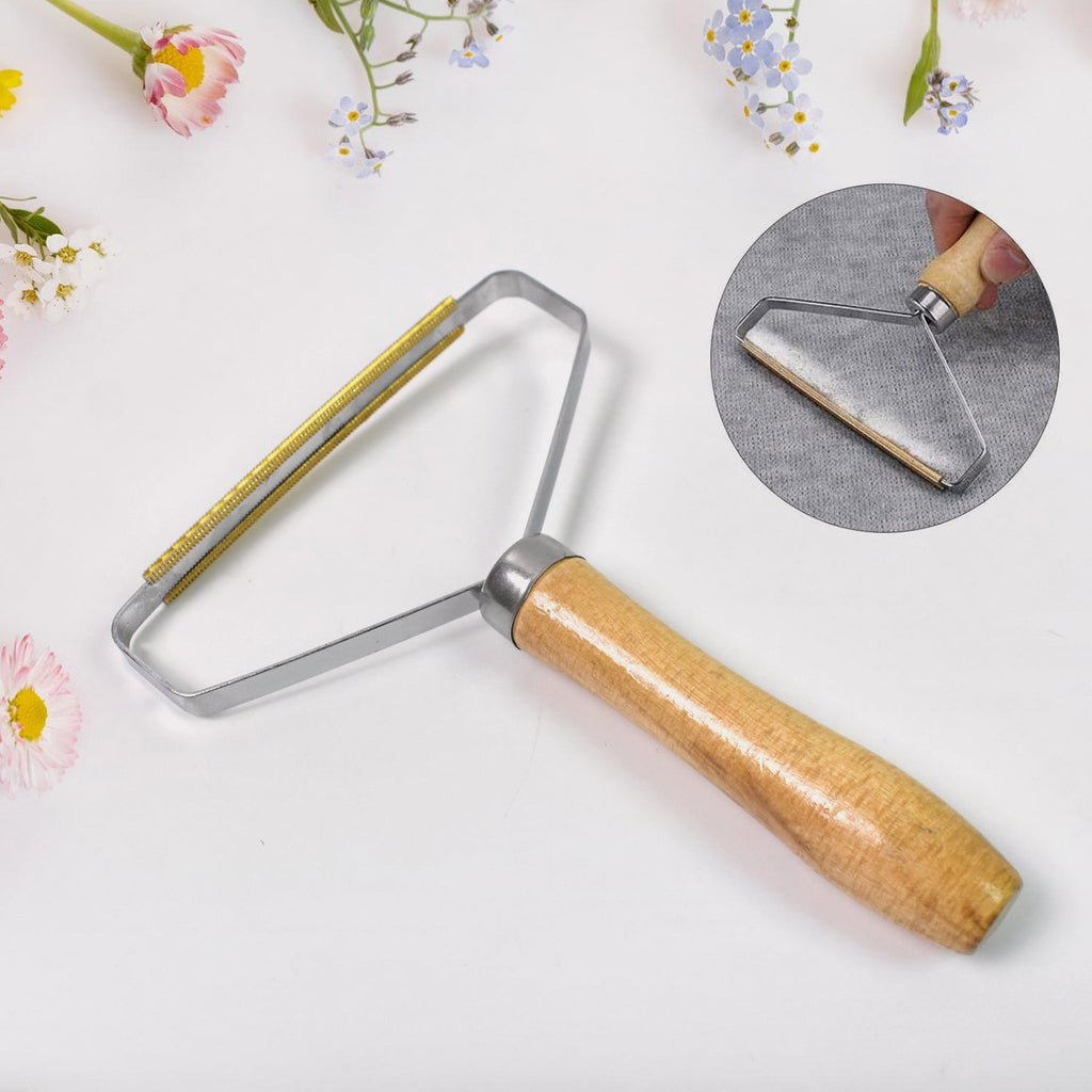 Lint Remover Double-Sided with Wooden Handle - Front View