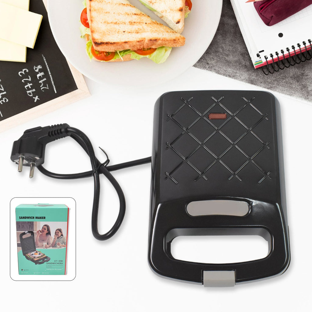 Sandwich Maker Non-Stick Plates, Indicator Lights, 500W | ChefMates