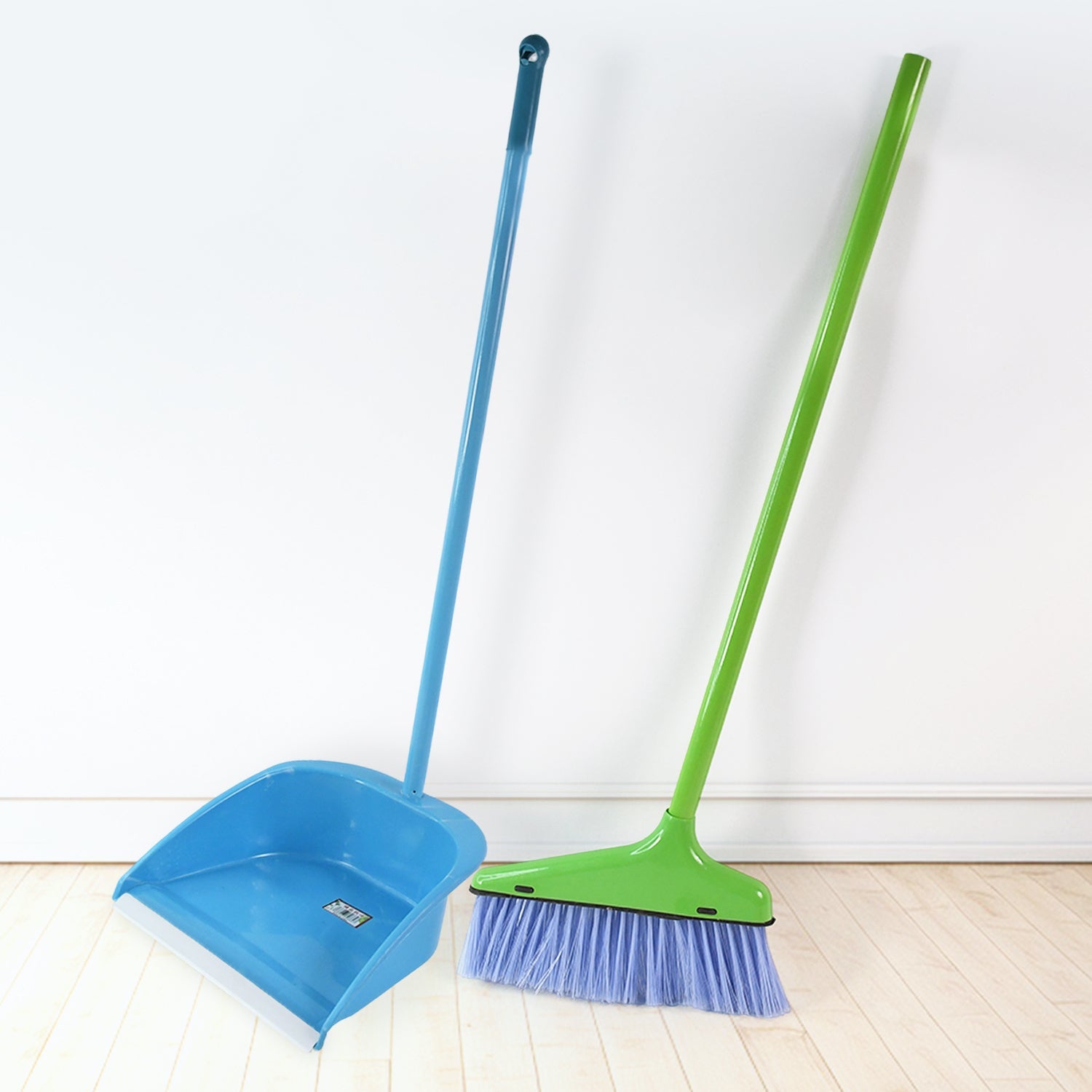 ALVENZA Dustpan and Brush Set – Ergonomic Handle for Easy Sweeping