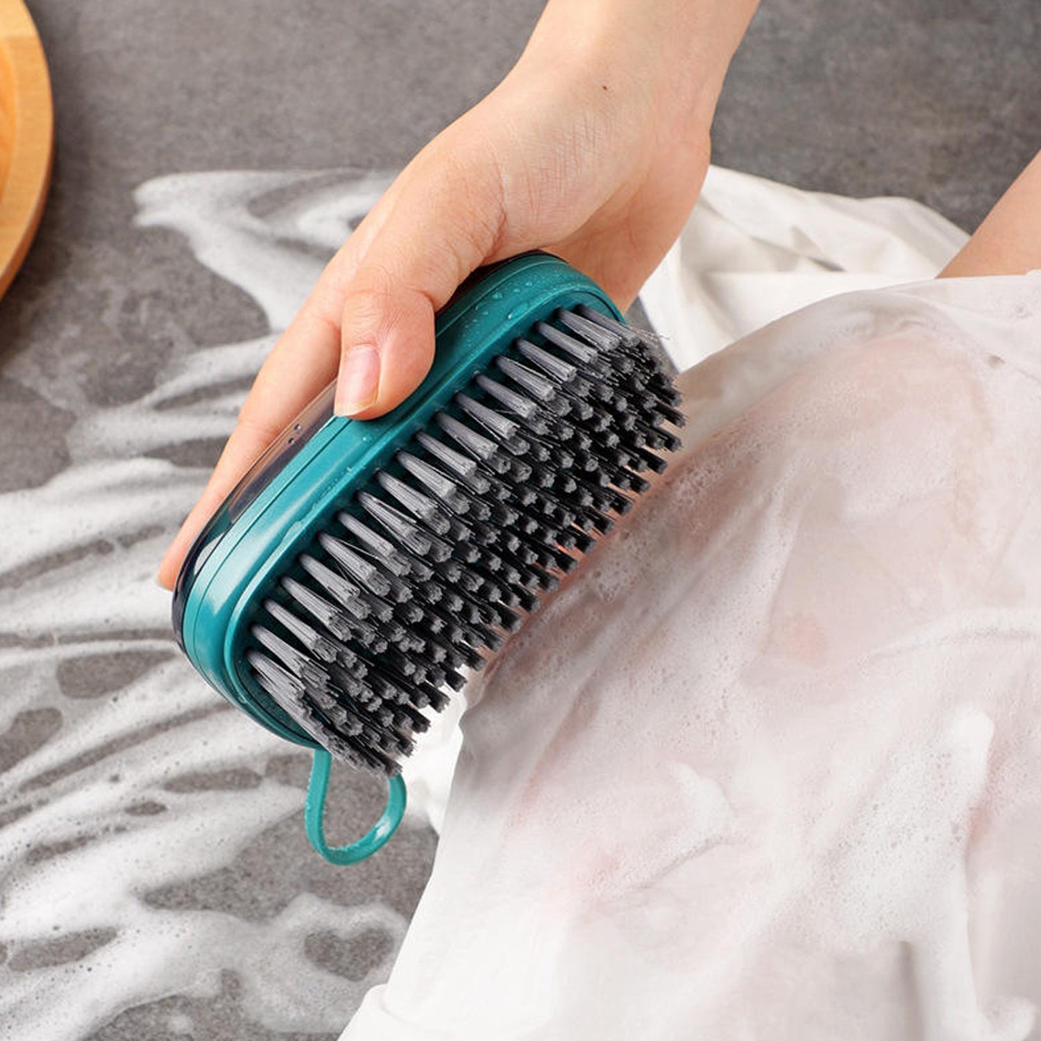 Hydraulic Liquid Dispensing Brush Effortless Cleaning & Soap Control - Front View