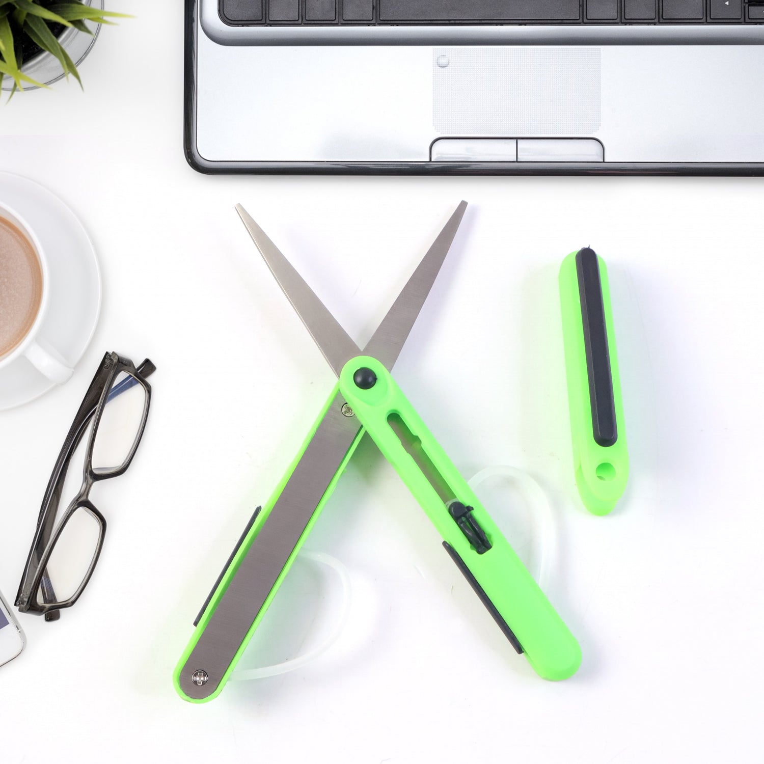 Pen Scissors Compact & Portable Cutters | FERVENT