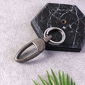 ALVENZA Heavy Duty Metal Carabiner Keychain – Durable & Secure Accessory