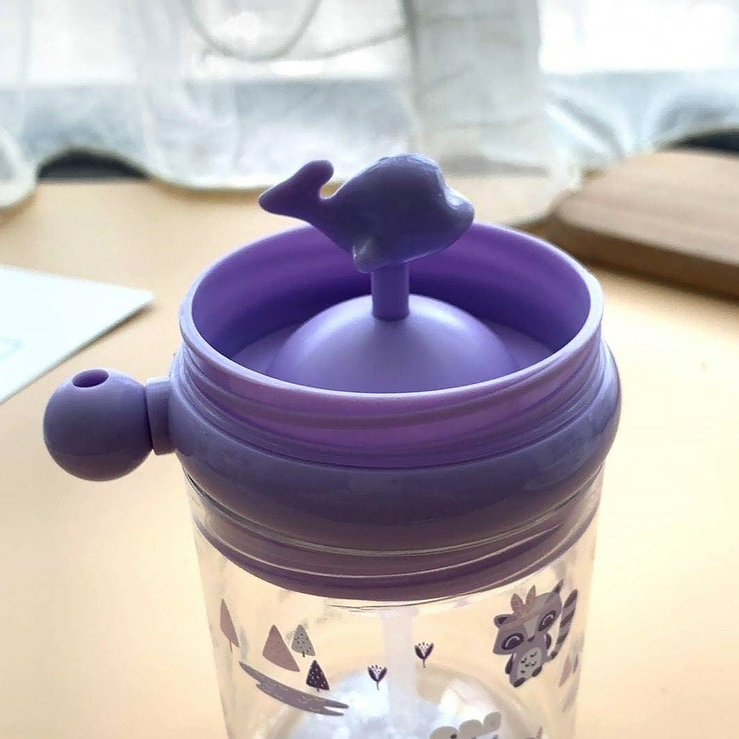 Whale Spray Sippy Cup Spill-Proof Fun for Toddlers | Feedora - Detail View 8