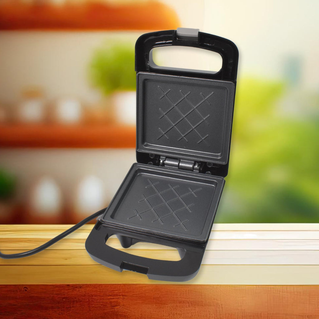 Sandwich Maker Non-Stick Plates, Indicator Lights, 500W | ChefMates - Front View