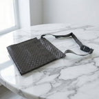 ALVENZA Quilted Crossbody Sling Bag – Stylish Adjustable Strap for Men & Women