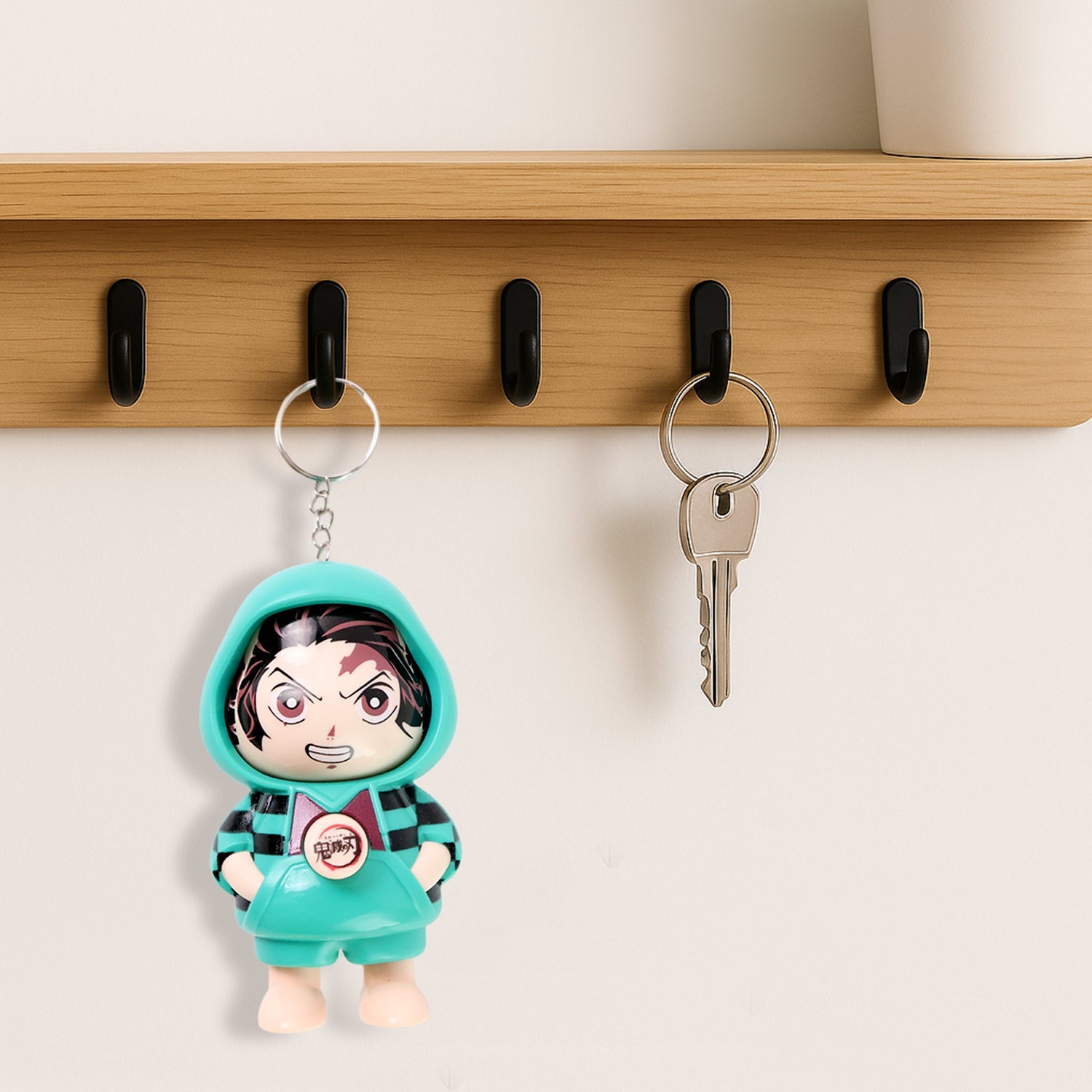 ALVENZA Cartoon Character Keychain – Durable PVC Cute Mini Figure