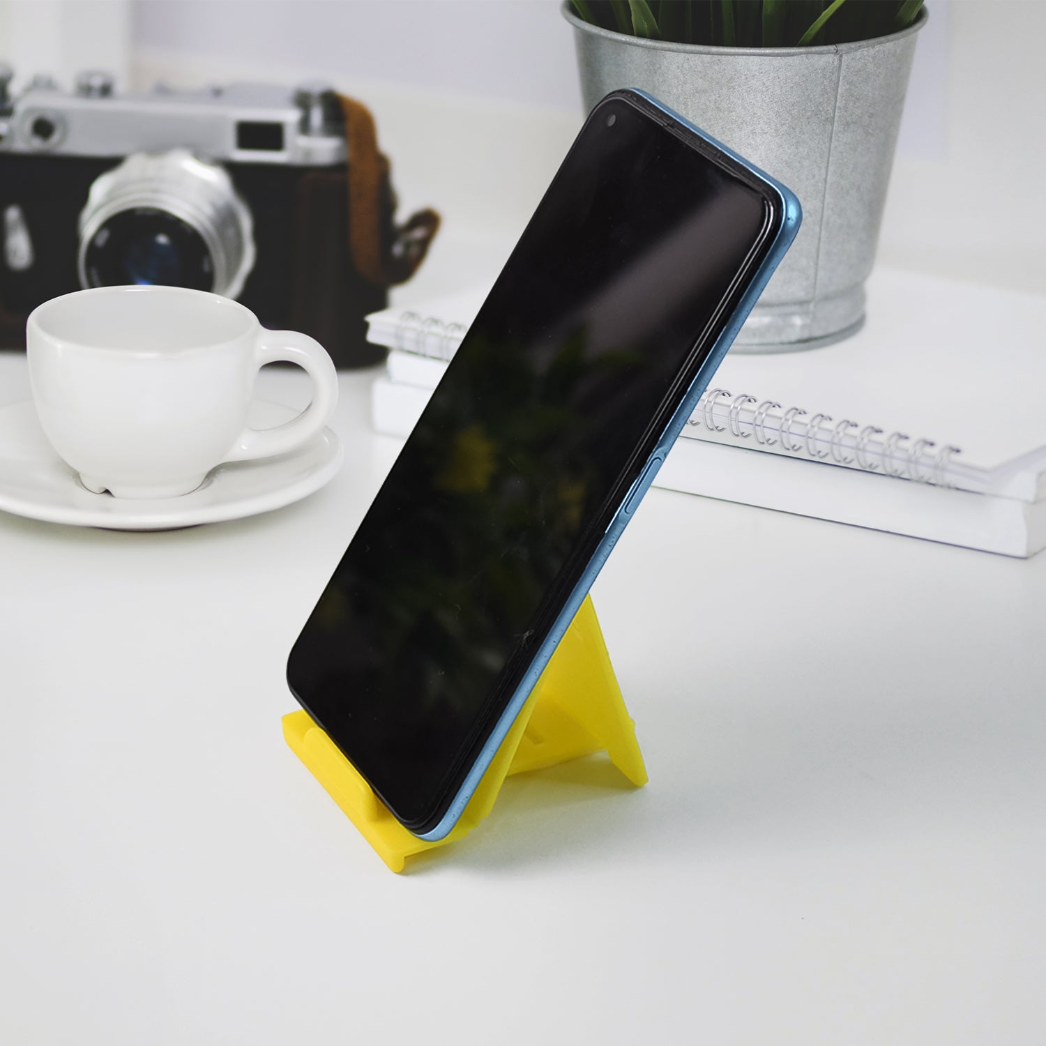 ALVENZA Mobile Phone Stand – Adjustable Foldable & Portable Plastic Holder