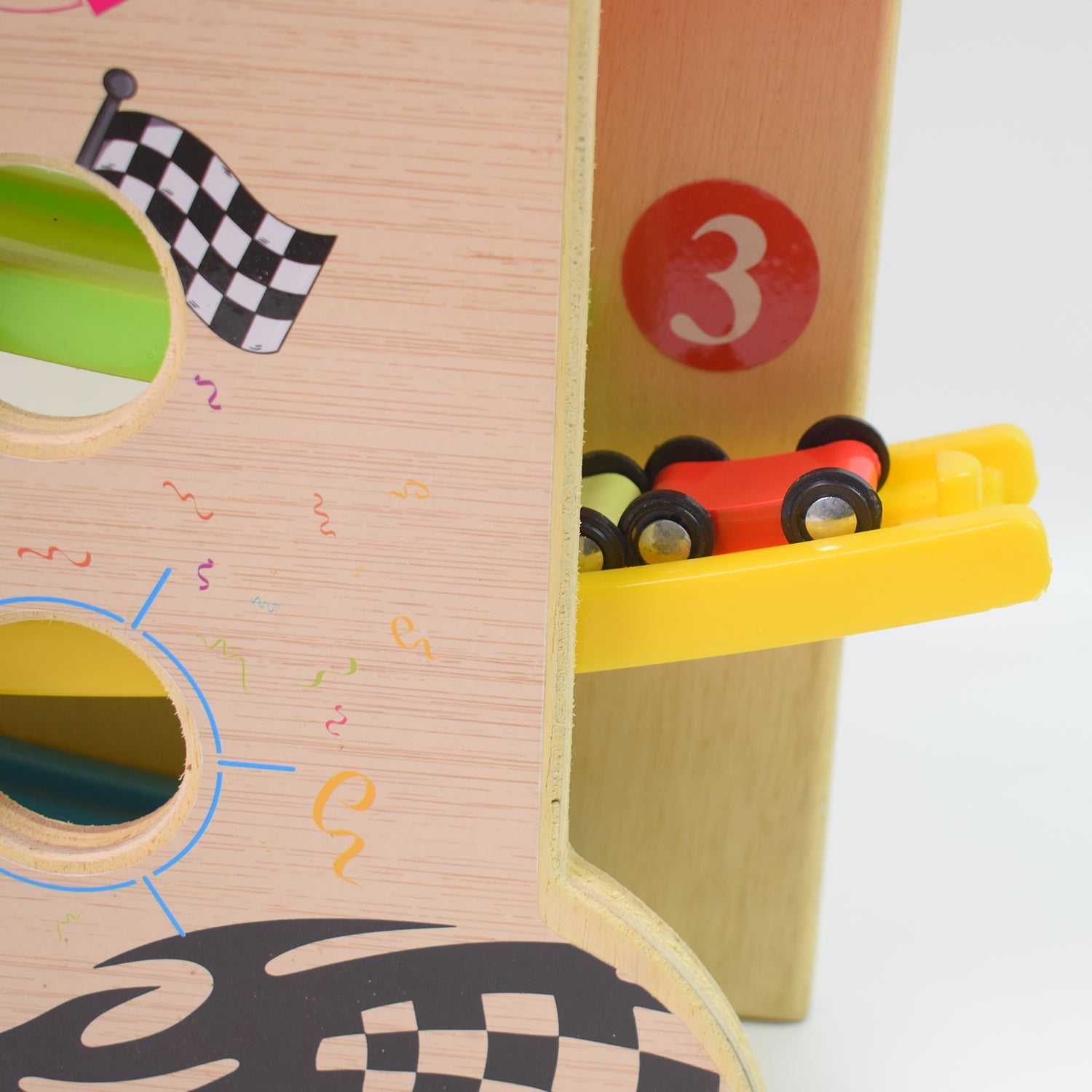 ALVENZA Wooden Ramp Racer – 4 Cars & Handle for Kids | Action Legion