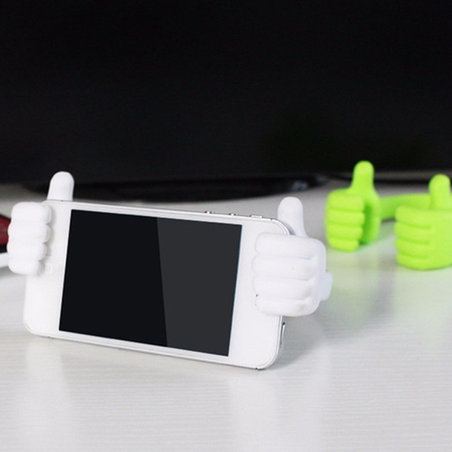 ALVENZA Hand-Shaped Mobile Stand – Universal Desktop Phone Holder | WipeTech