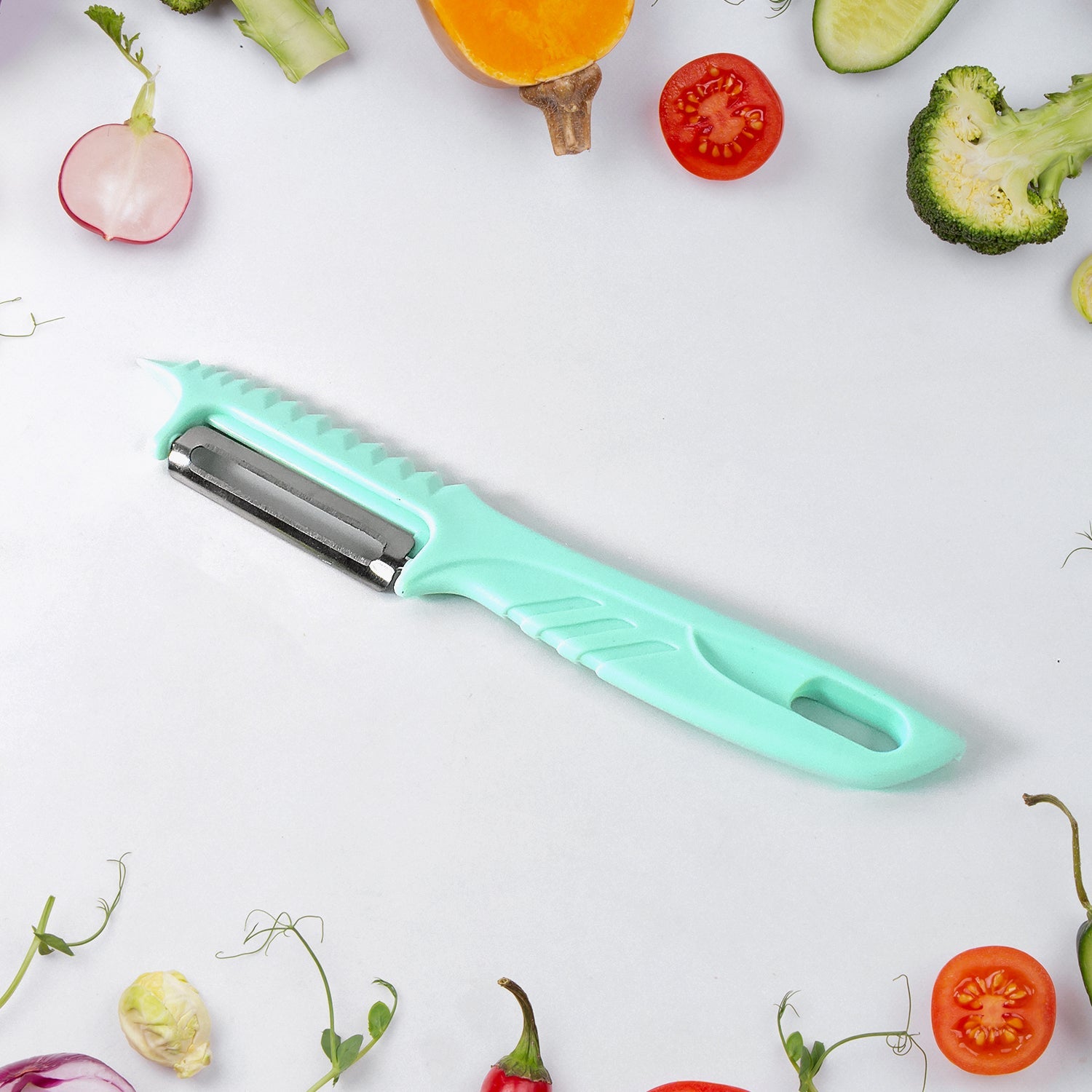 Kitchen Vegetable Peelers 3 Piece Set with Non-slip Handles - Front View