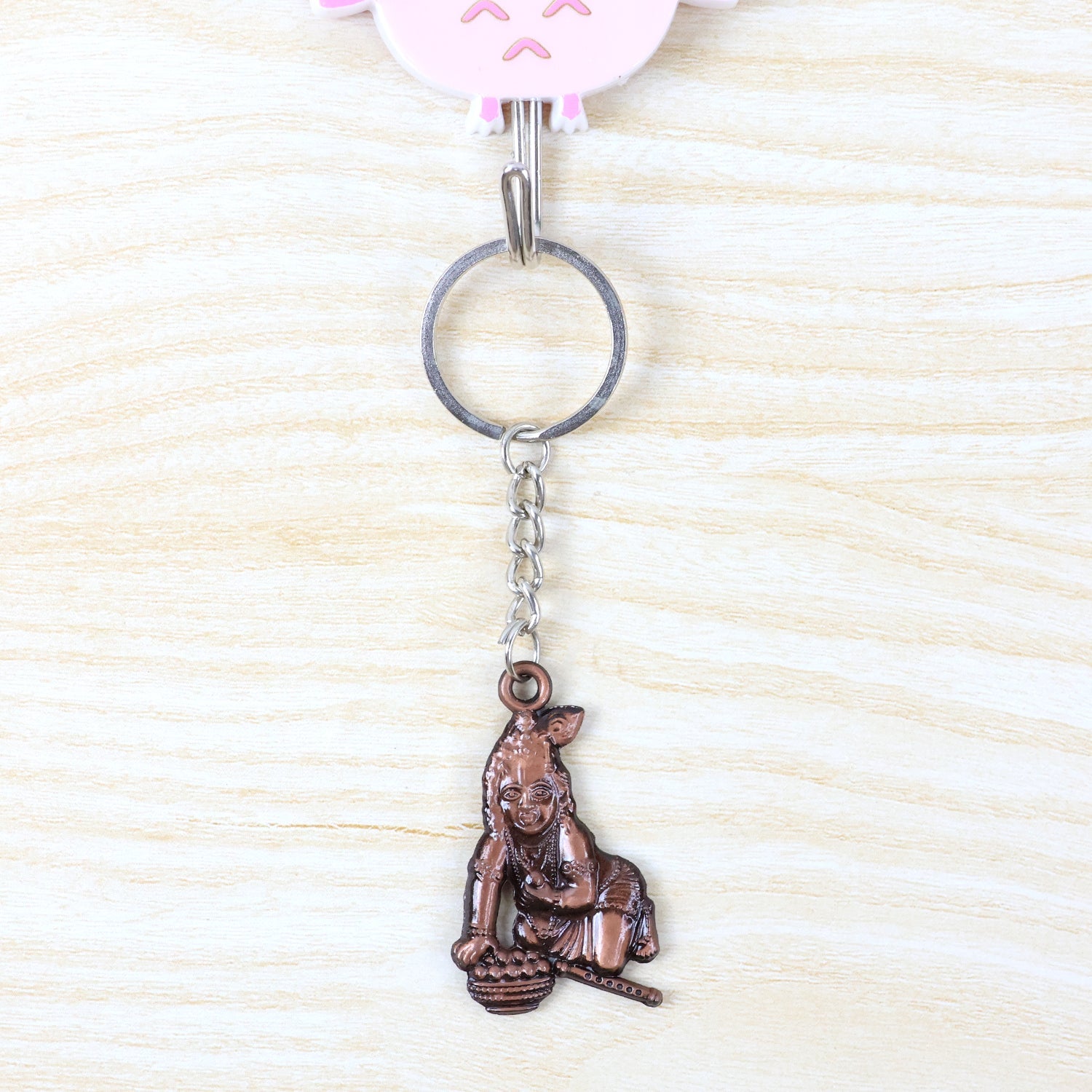 ALVENZA Bal Krishna Keychain – Durable Metal Devotional Accessory