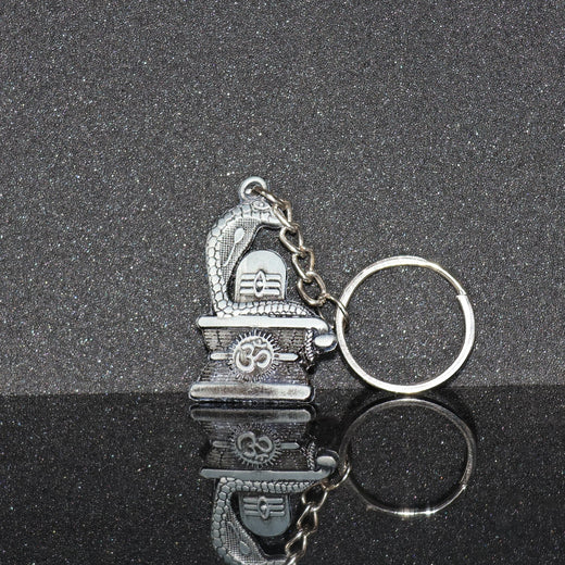 ALVENZA Shivling Keychain – Elegant Silver Metal Design with Snake Motif