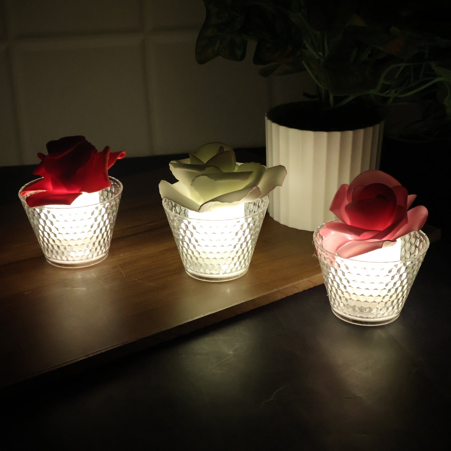 ALVENZA Rose Shaped Flameless LED Candles – Elegant Romantic Decor Set