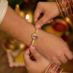 ALVENZA Lord Krishna Rakhi – Elegant Designer Thread with Beads and Photo