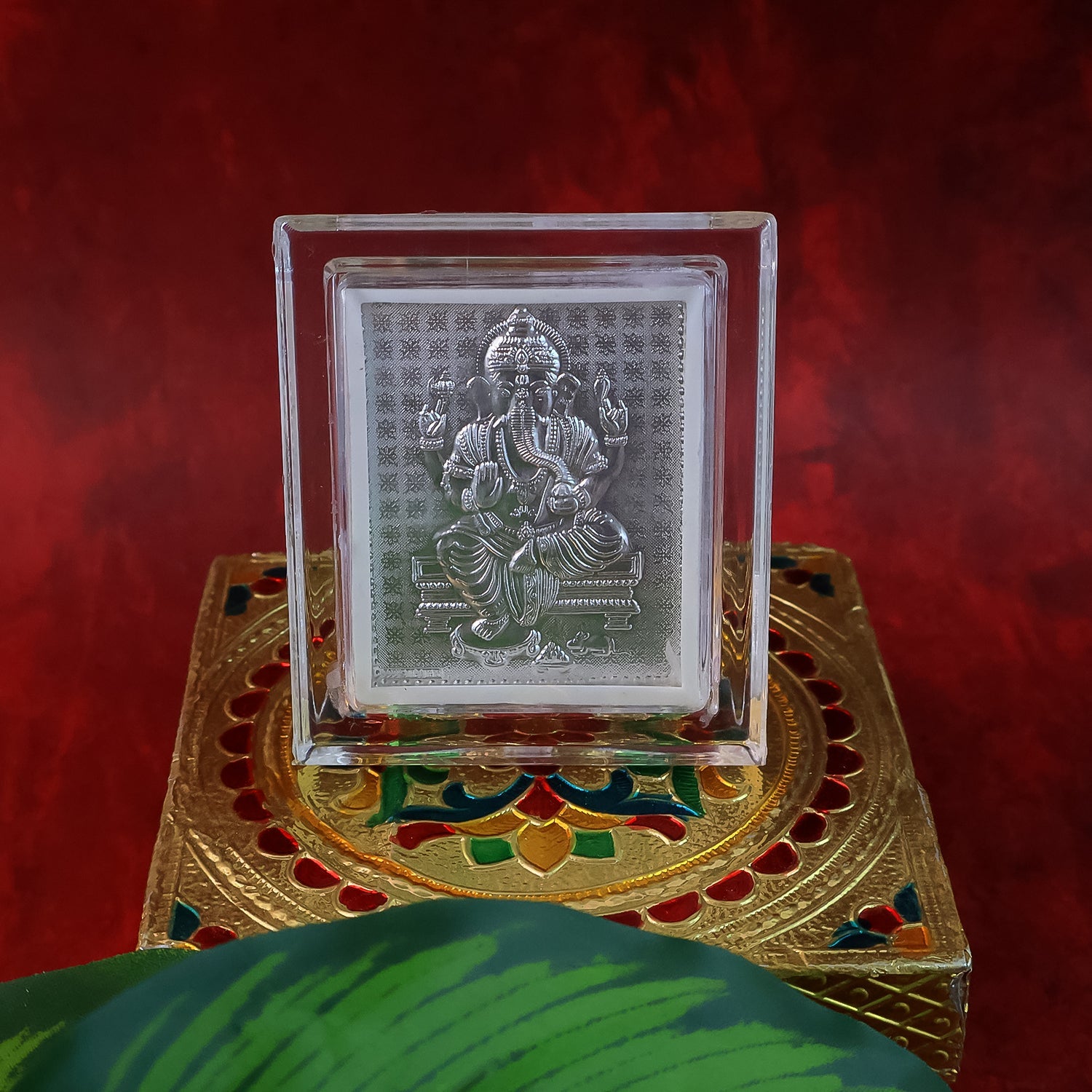 ALVENZA Lord Ganesha Silver-Plated Photo Frame – Elegant Spiritual Decor