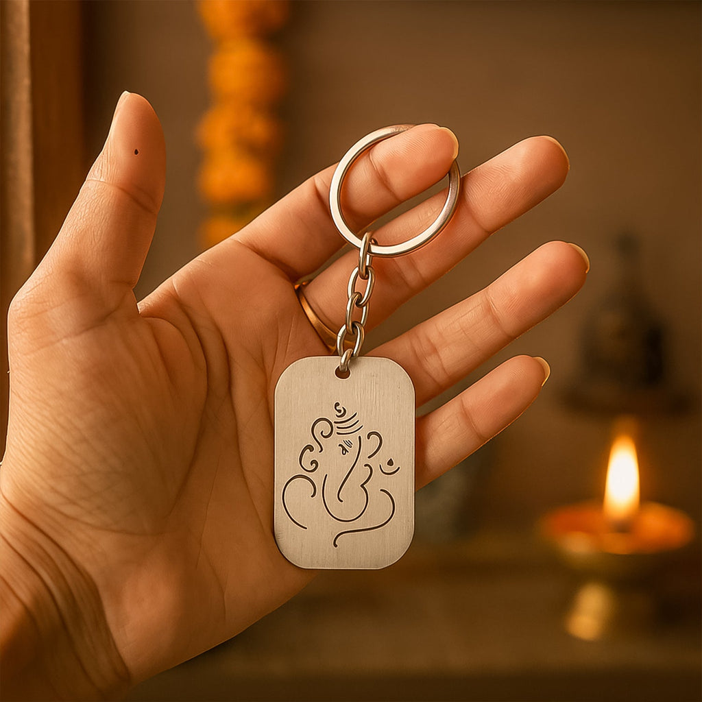 ALVENZA Ganesh Metal Keychain – Auspicious Lord Ganesha Keyring
