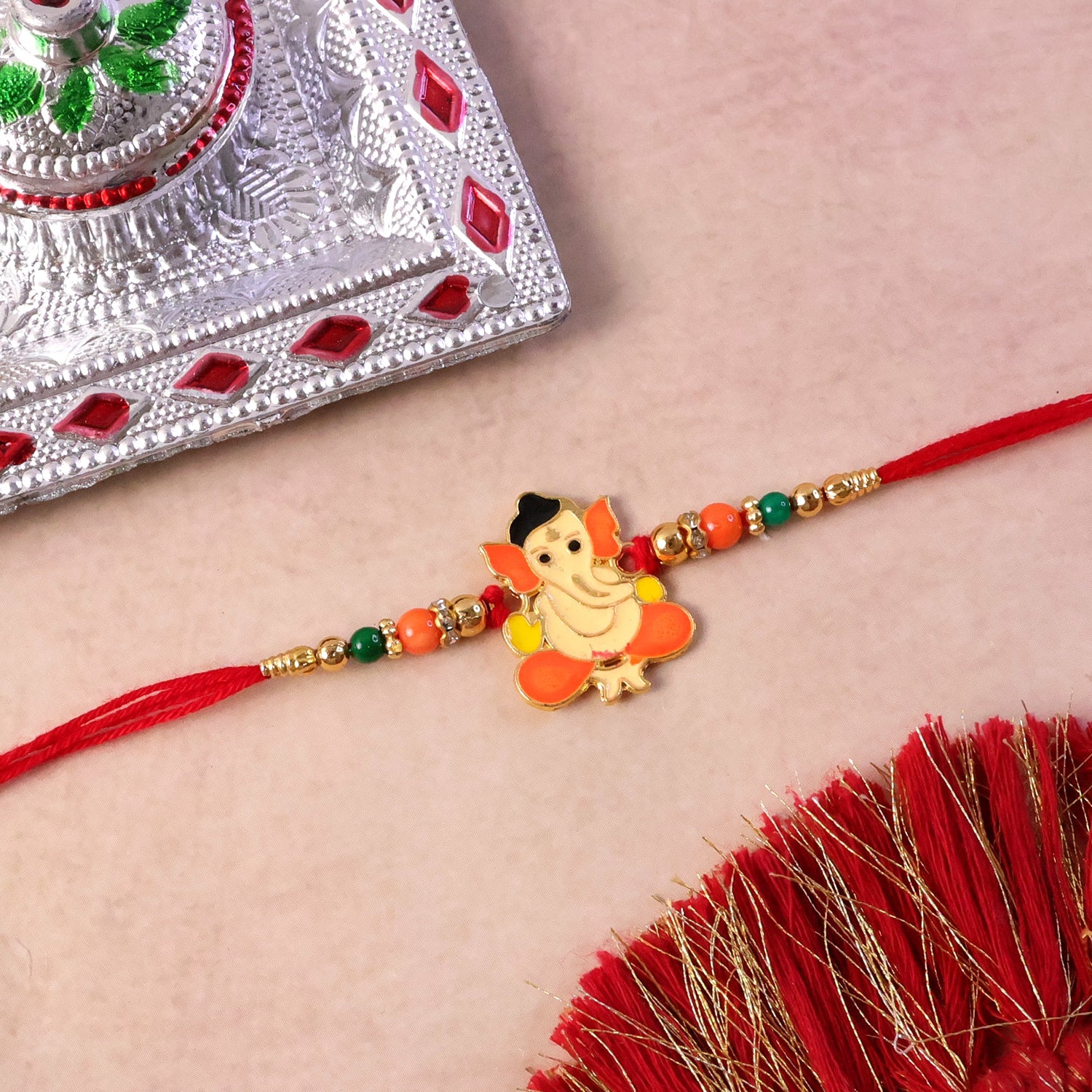 ALVENZA Lord Ganesha Beads Rakhi – Stylish Traditional Thread for Bhai
