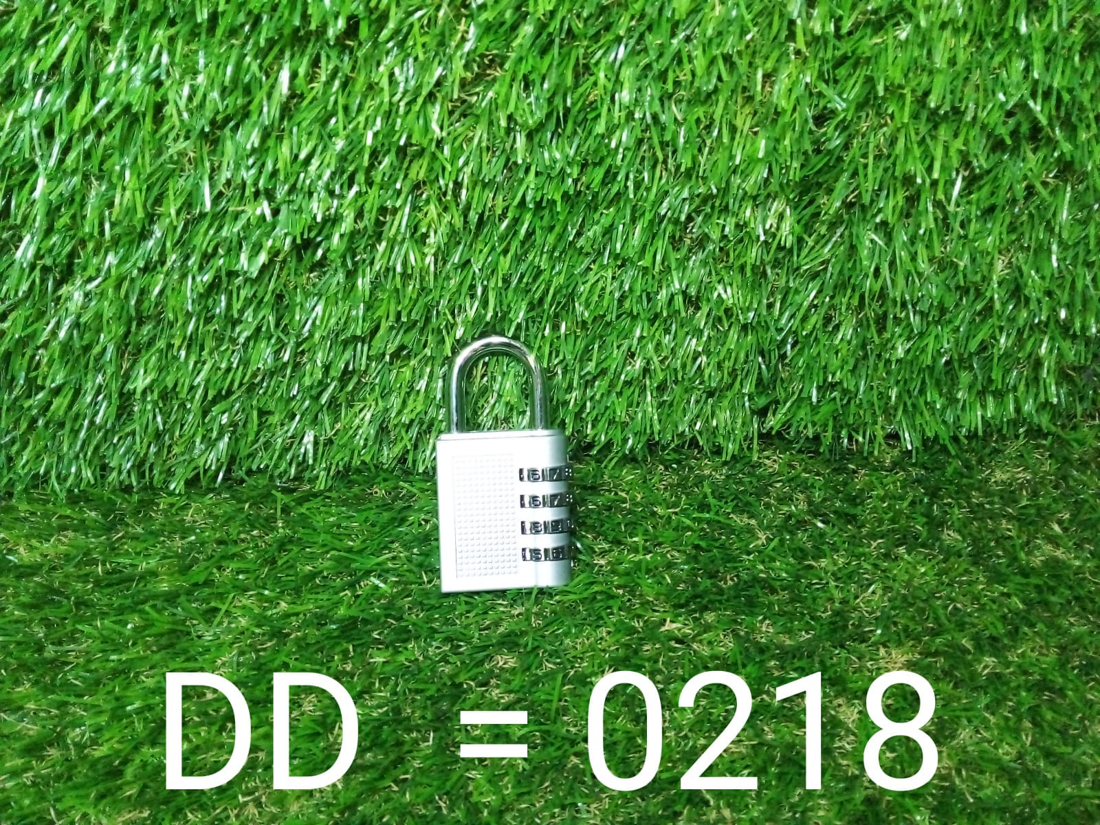 ALVENZA 4-Digit Combination Padlock – Secure Portable Lock | Indo Glow