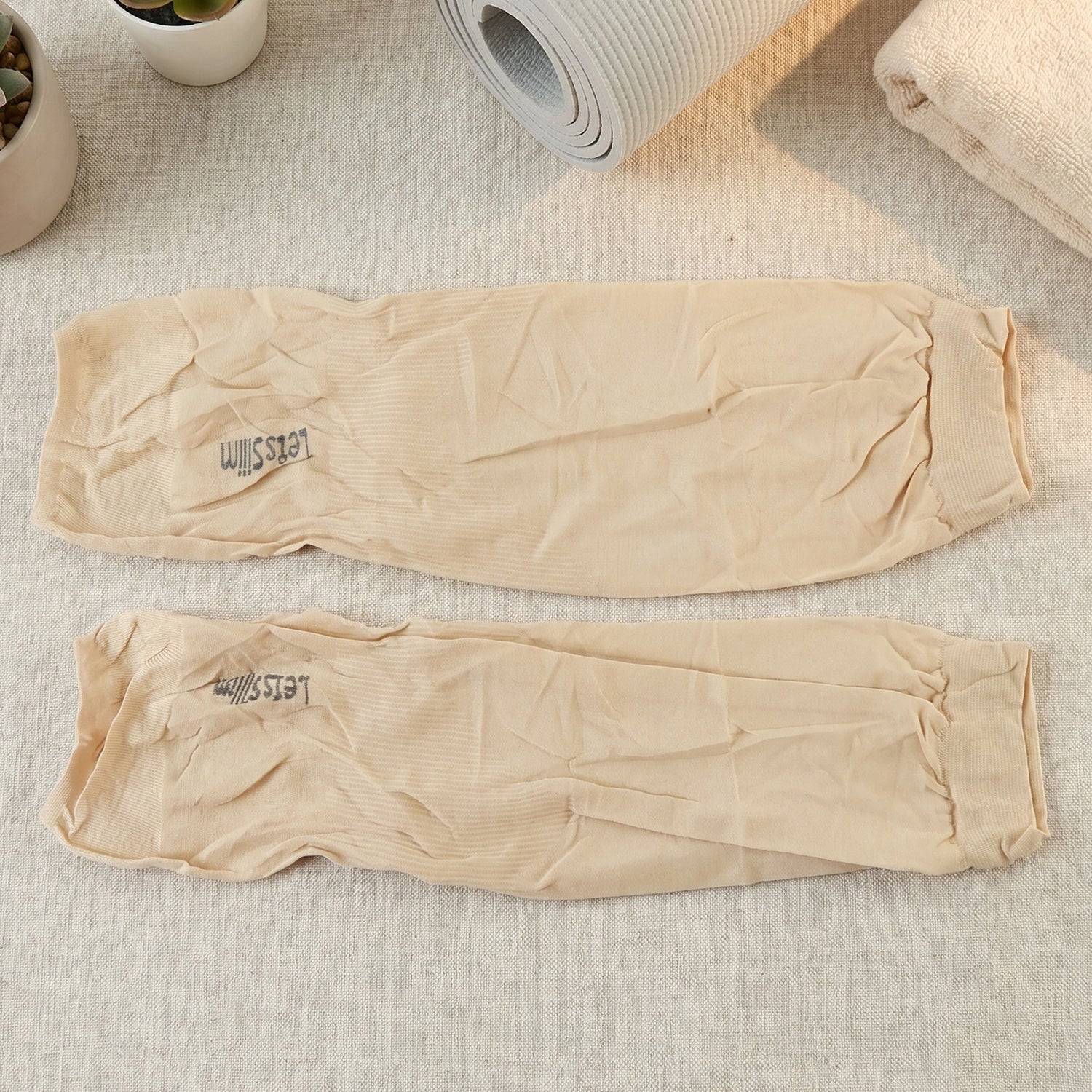 UV Sun Protection Cooling Arm Sleeves Breathable & UV Shielding - Detail View 8