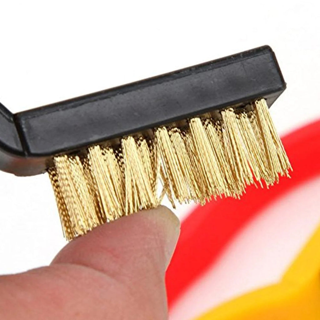 Brass Wire Brush Multi-Purpose Cleaning & Rust Removal | Velvet Wipe - Detail View 6
