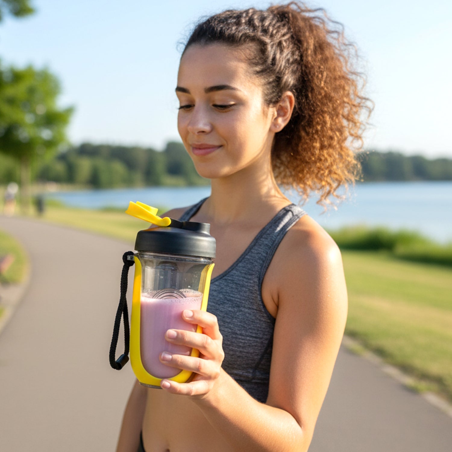Prexo Fit-Fusion Shaker Bottle – Leak-Proof 700ML for Fitness