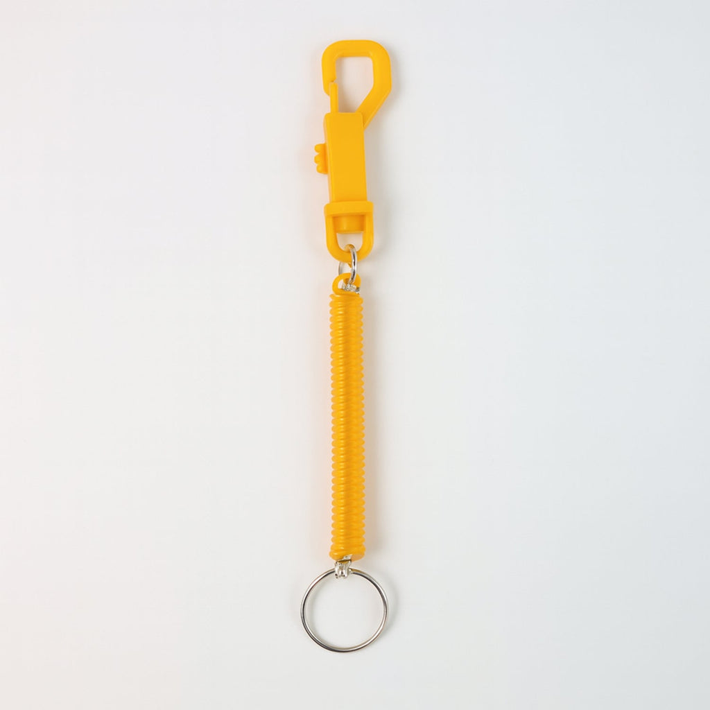 ALVENZA Retractable Keychain – Durable Coiled Key Holder with Carabiner
