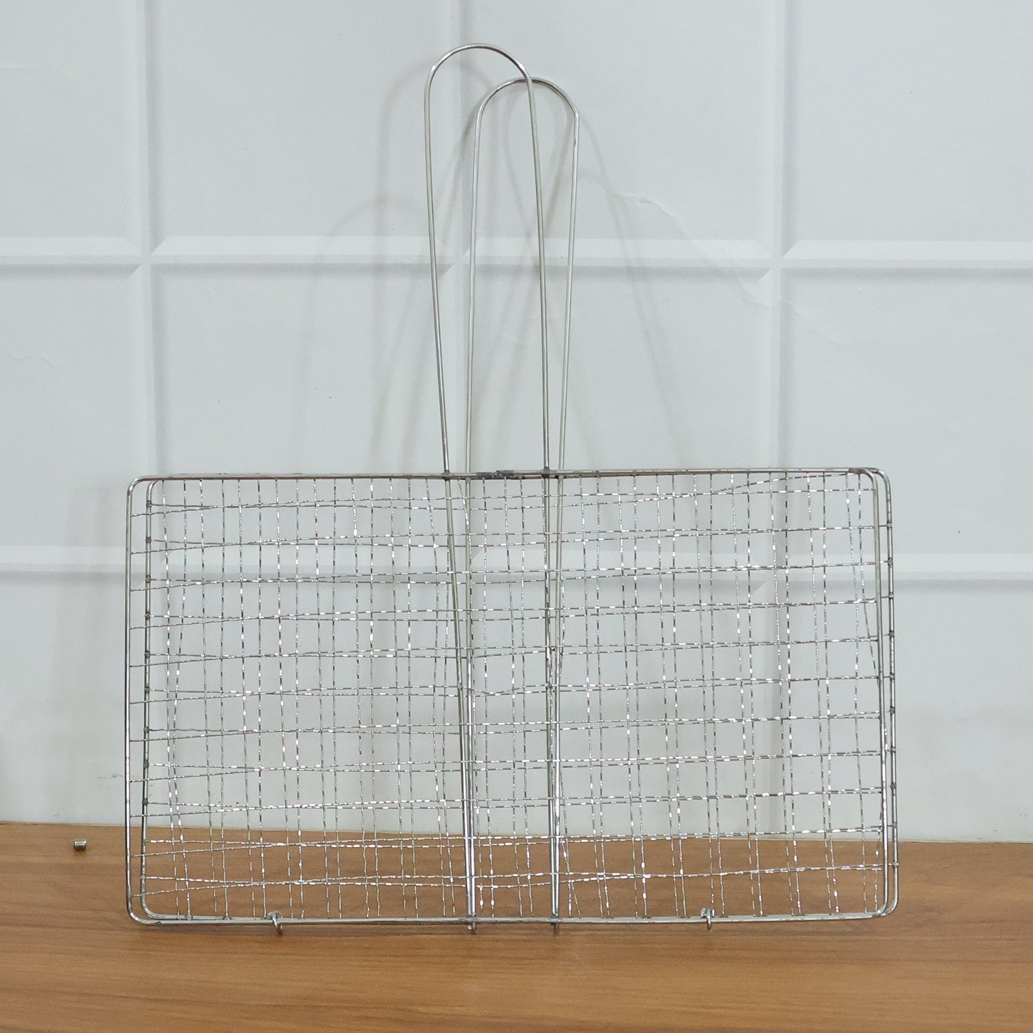 Heavy-Duty Stainless Steel BBQ Grill Basket Long Handle & Durable Construction - Detail View 8
