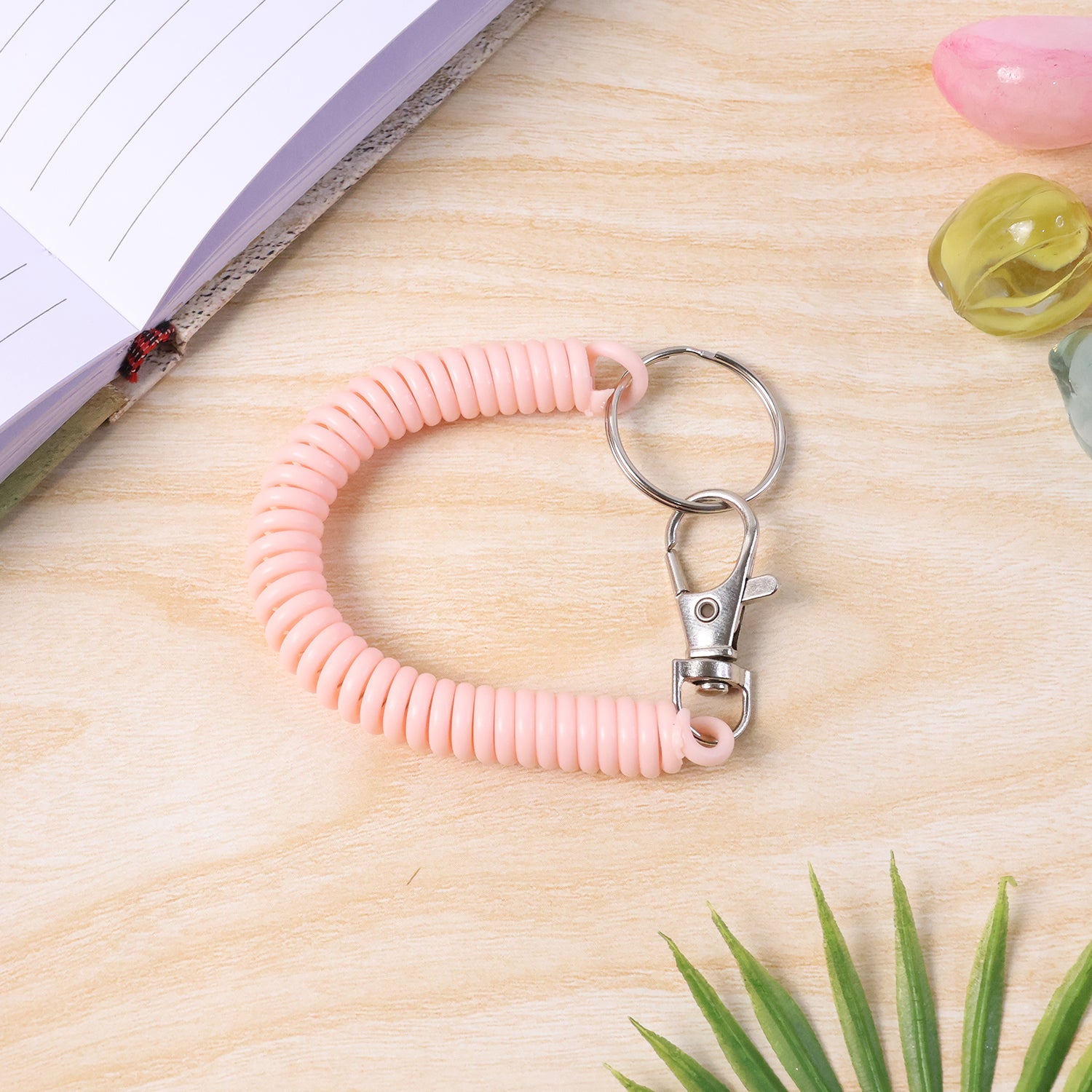 ALVENZA Spiral Coil Keychain Bracelet – Flexible & Durable Wrist Key Holder