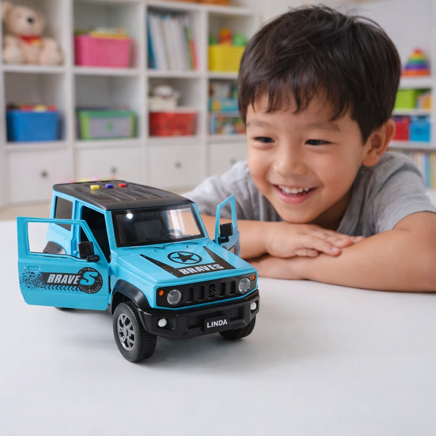 ALVENZA Kids Off-Road Toy Car – Rugged & Lighted Adventure Vehicle