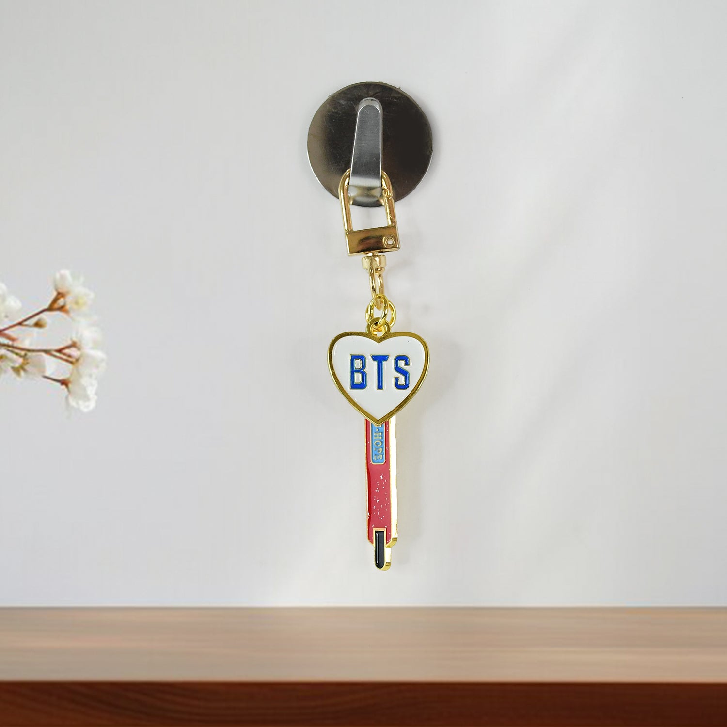 ALVENZA Acrylic Keychains – Cute & Durable Mixed Designs