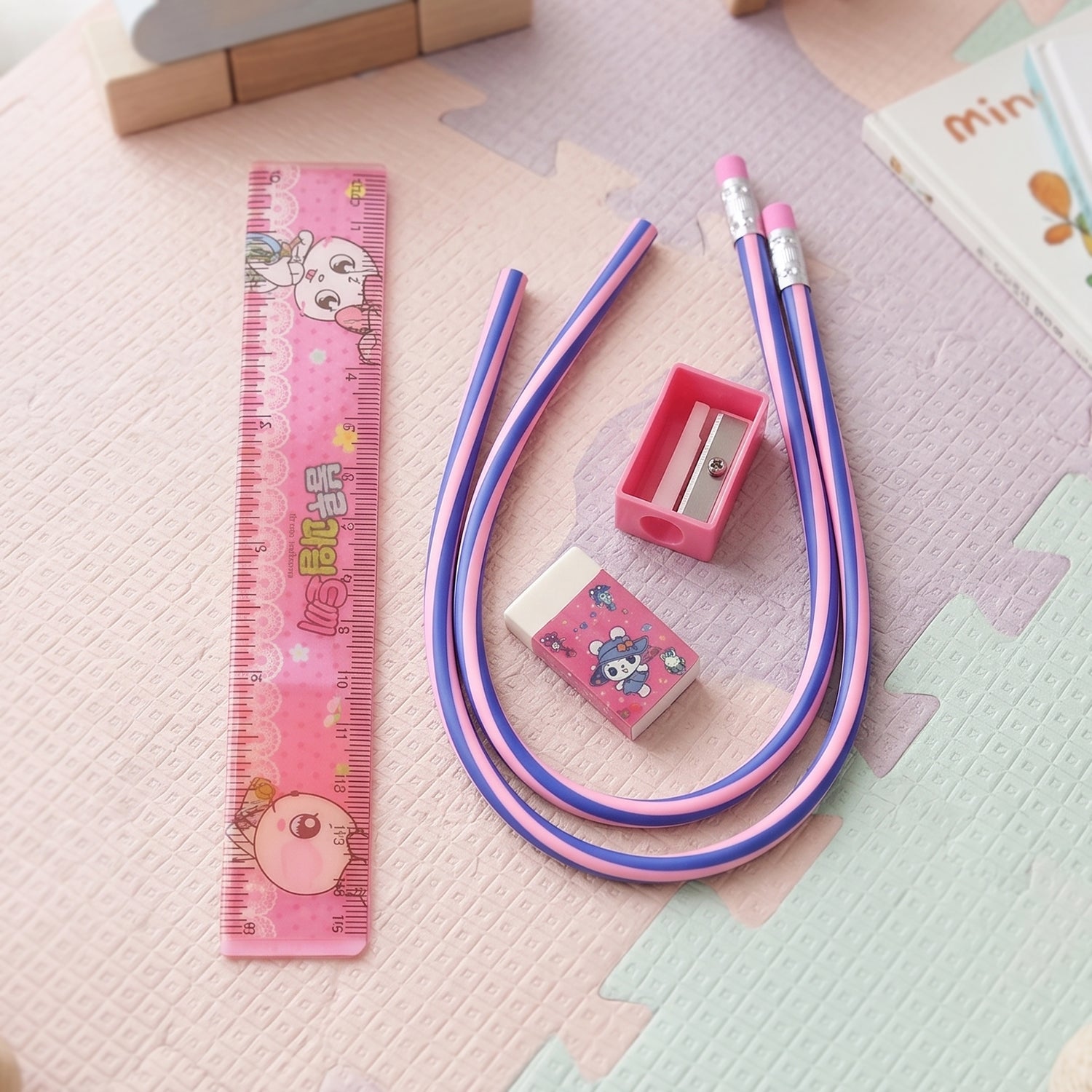 Kids 5-in-1 School Stationery Kit Fun & Practical Learning Set - Detail View 6