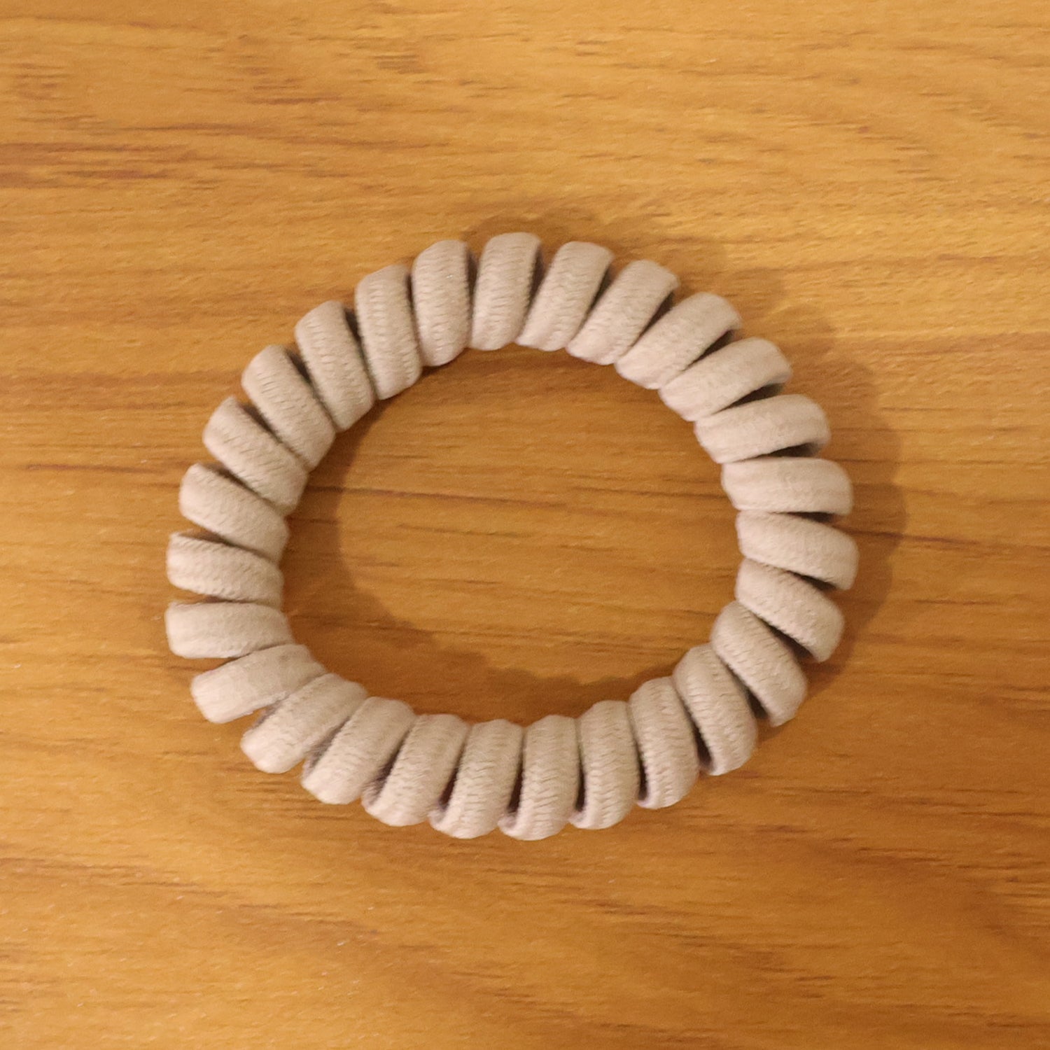 Soft Stretchable Spiral Coil Hair Band No Crease & Gentle Hold - Detail View 8