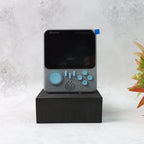 ALVENZA Retro Handheld Game Console – 666 Built-in Games & USB Recharge