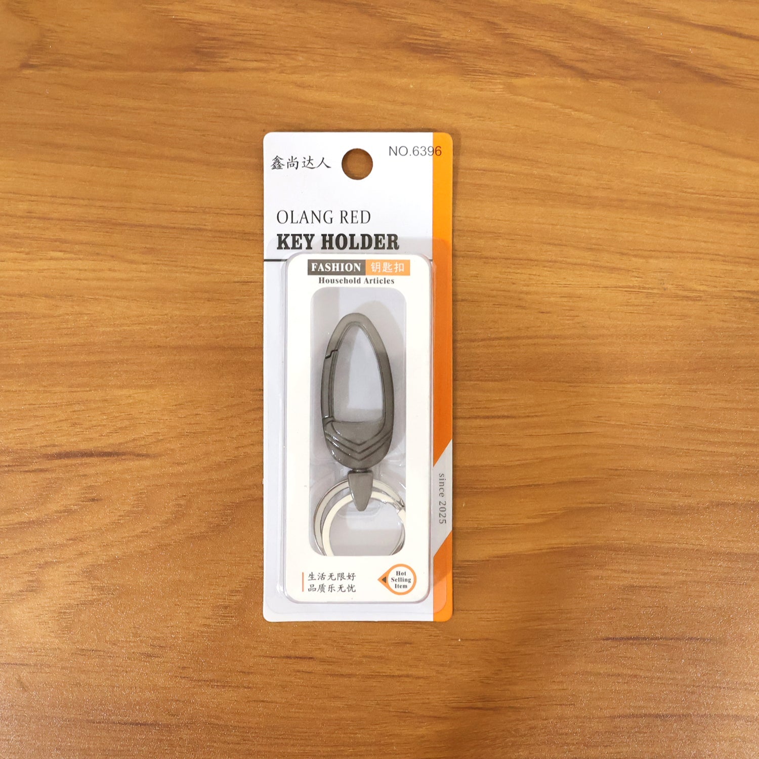 ALVENZA Heavy Duty Metal Carabiner Keychain – Durable & Secure Accessory