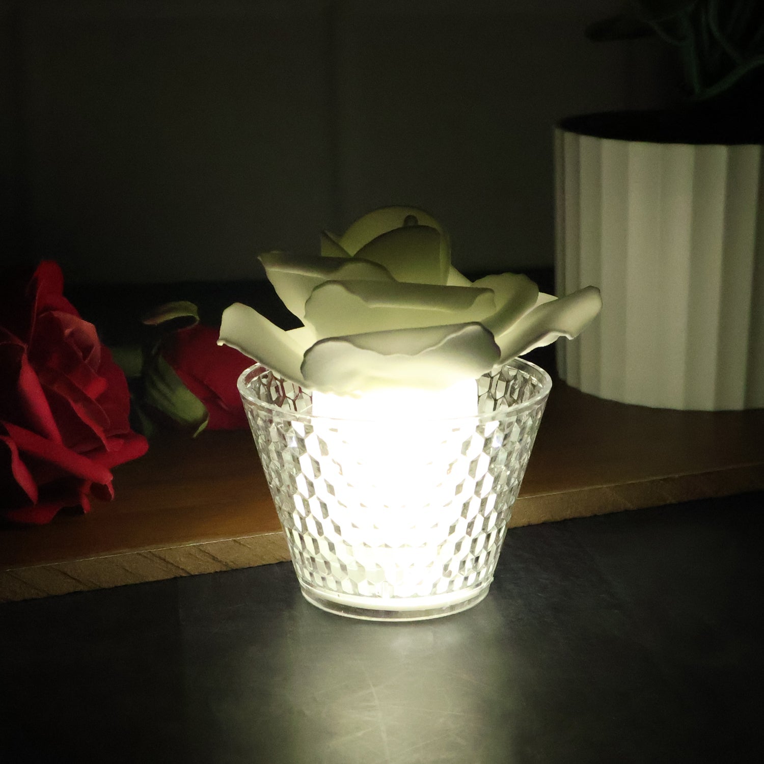 ALVENZA Rose Shaped Flameless LED Candles – Elegant Romantic Decor Set