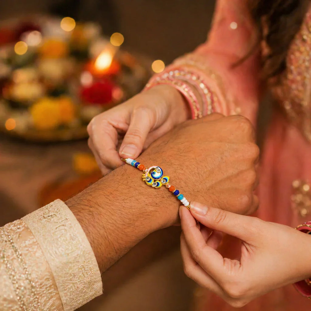 ALVENZA Designer Peacock Rakhi – Elegant Festival Thread for Brother