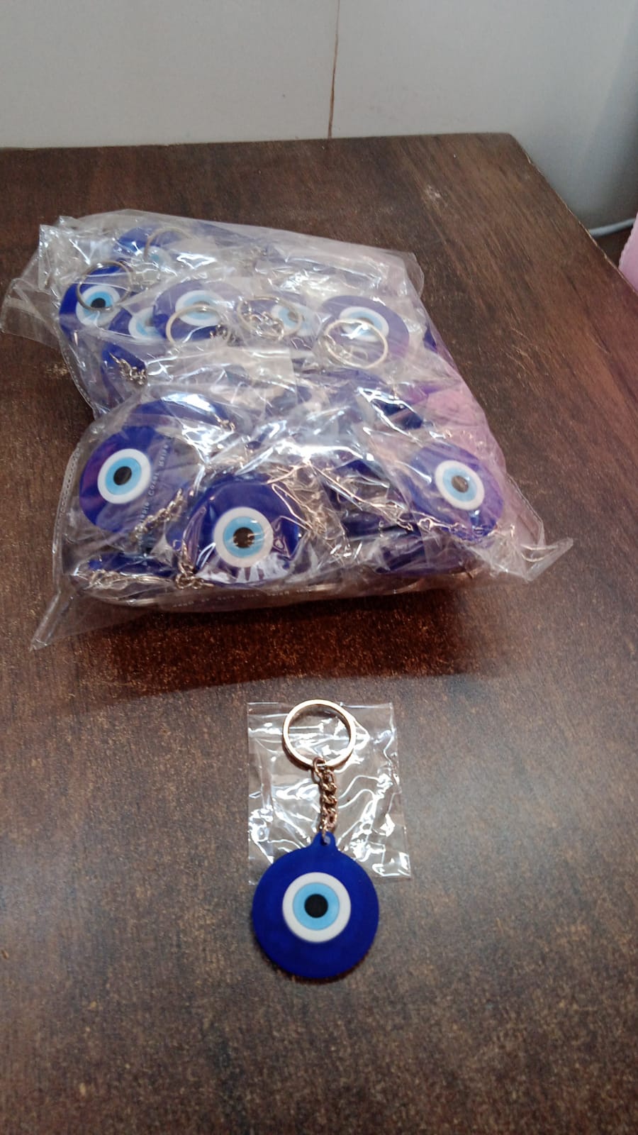 ALVENZA Evil Eye Silicone Keychain – Good Luck Charm | RaceVault