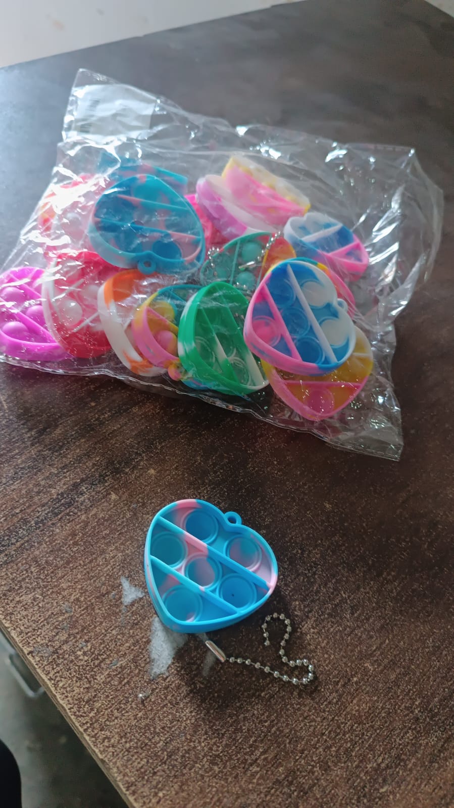 ALVENZA Mini Fidget Keychain – Pop Sensory Toy for Kids & Adults | Styleva