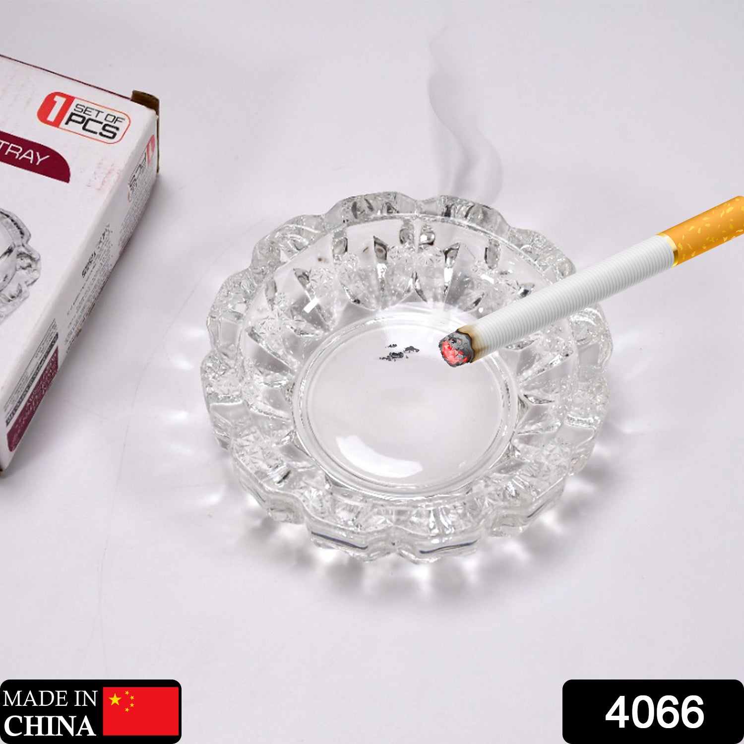 Crystal Glass Ashtray Round Cigar & Cigarette | Styleva - Side View