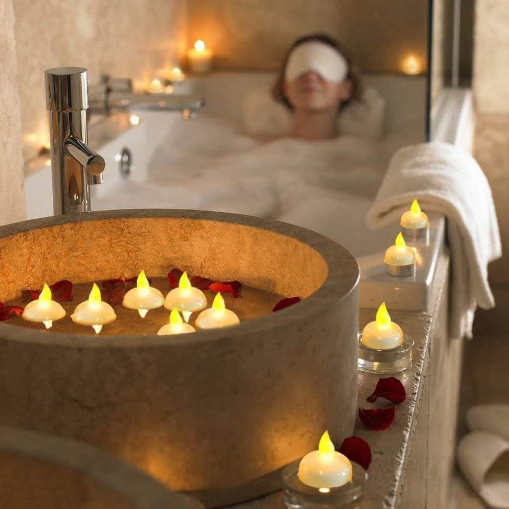 Flameless Floating Candles Safe & Long-lasting Water Decor - Detail View 7