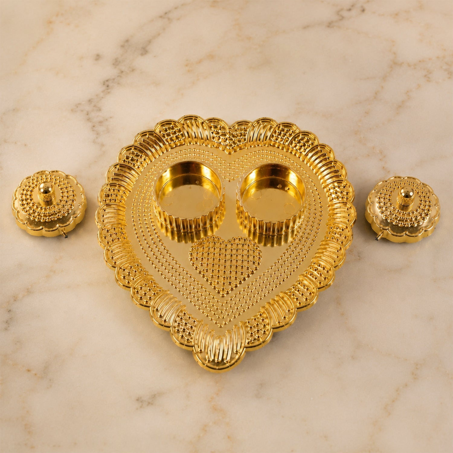 Heart Shaped Kumkum Holder Elegant Puja Decor for Daily & Festive Rituals - Detail View 7
