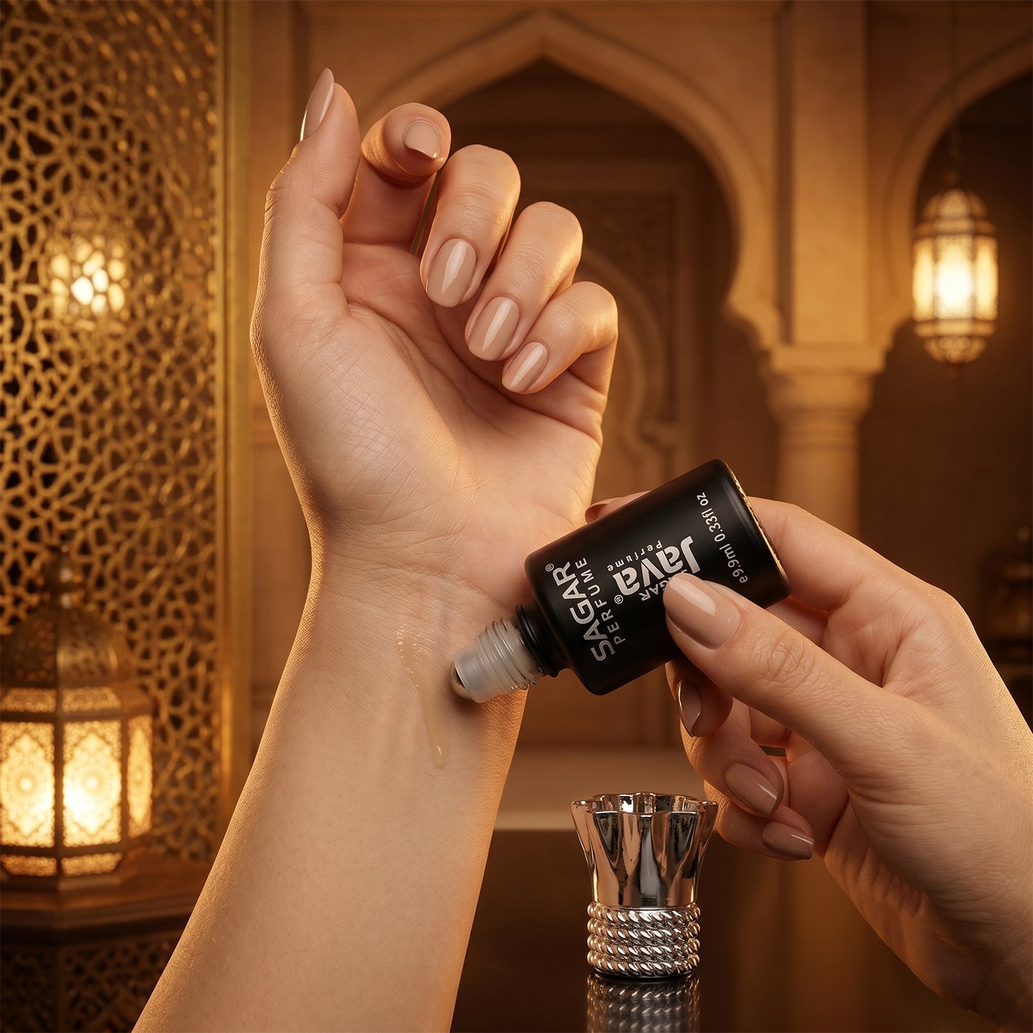 Unisex Attar Long-Lasting Alcohol-Free Perfume Oil for All - Detail View 7