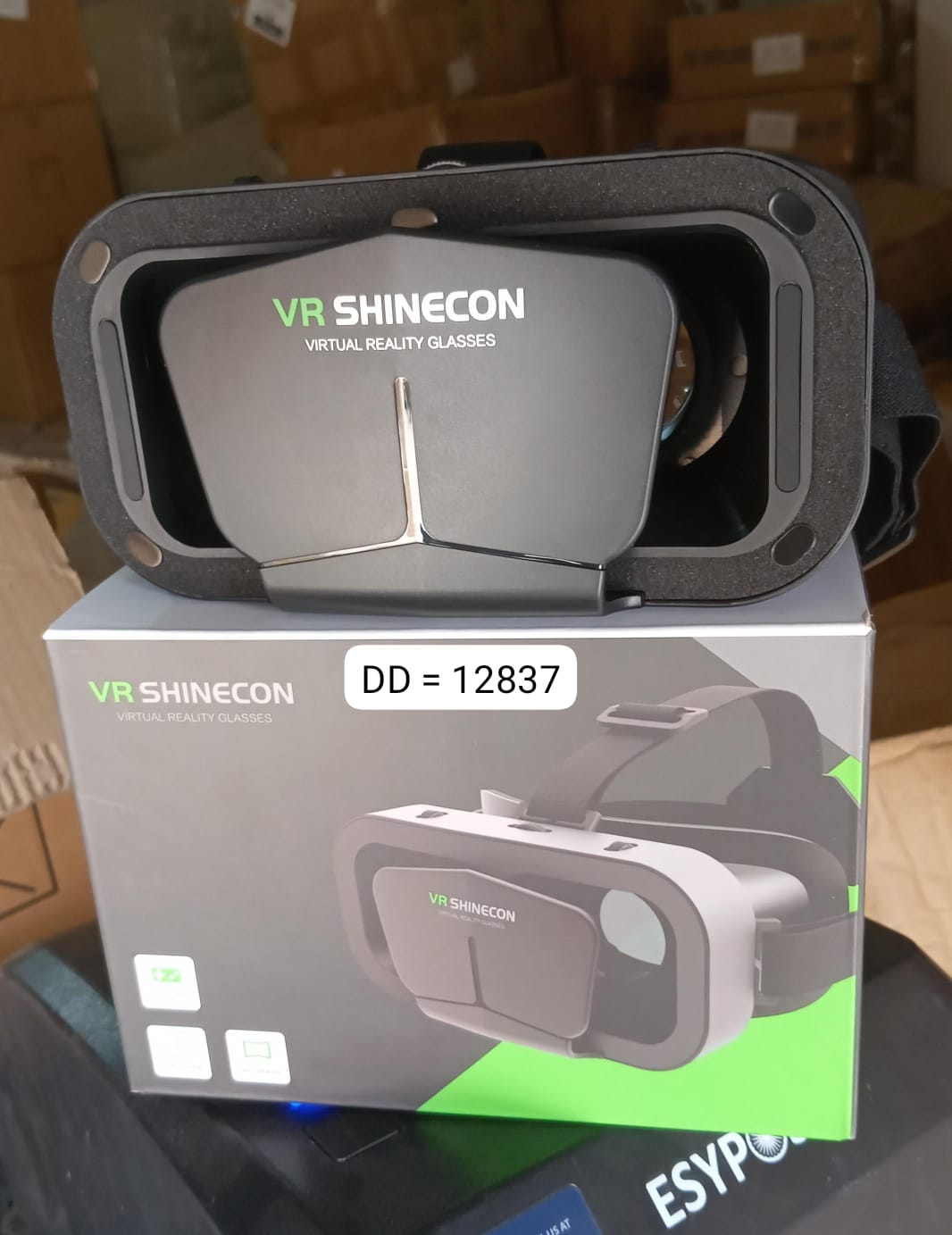 ALVENZA 3D VR Box Headset – Adjustable Lenses for Comfortable VR Experience