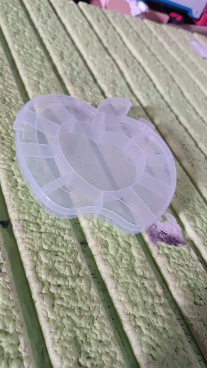 Apple Shape Jewellery Box Transparent Plastic Organizer | LilyGleam - Detail View 8