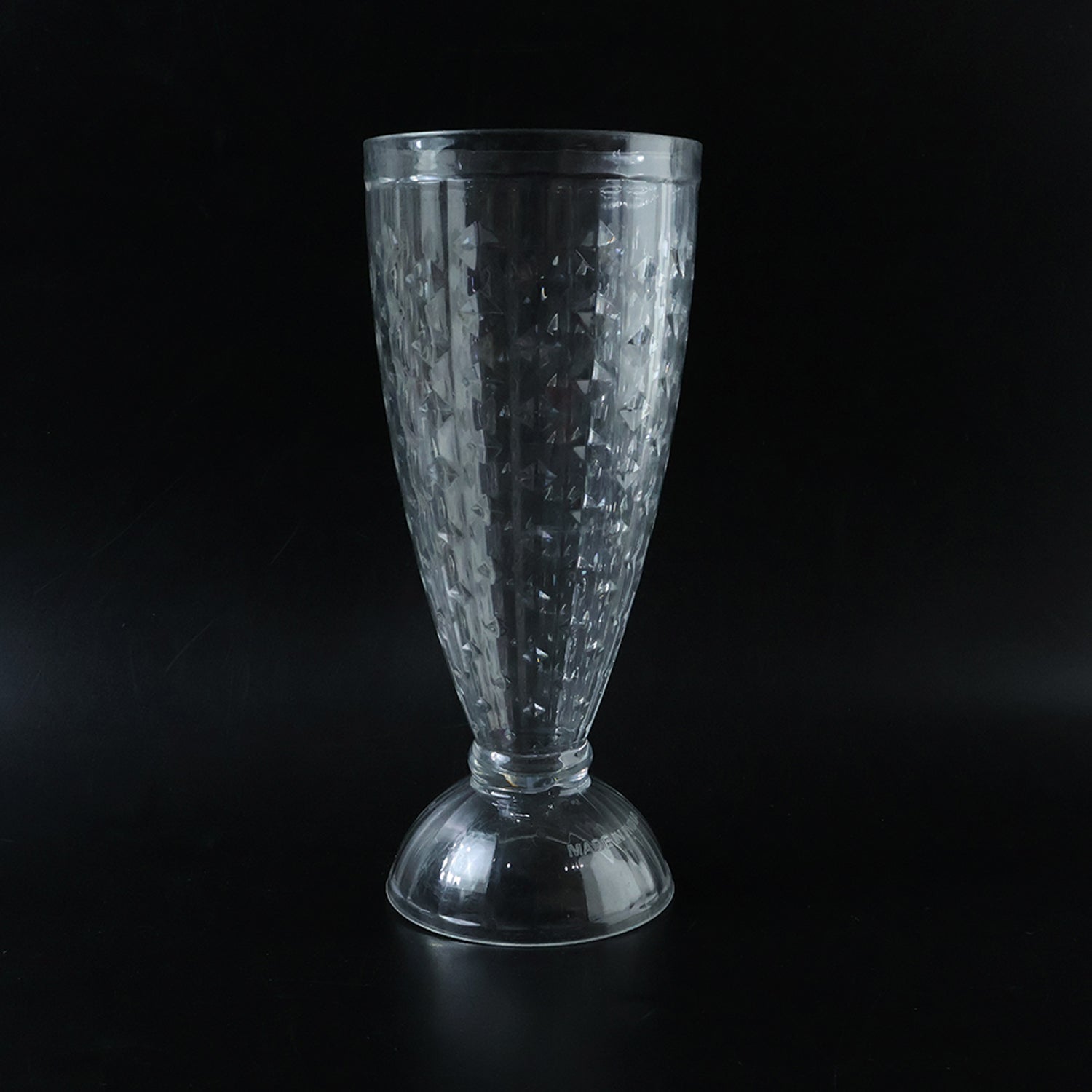Unbreakable Plastic Drinking Glass Stylish & Long-lasting Drinkware - Detail View 8