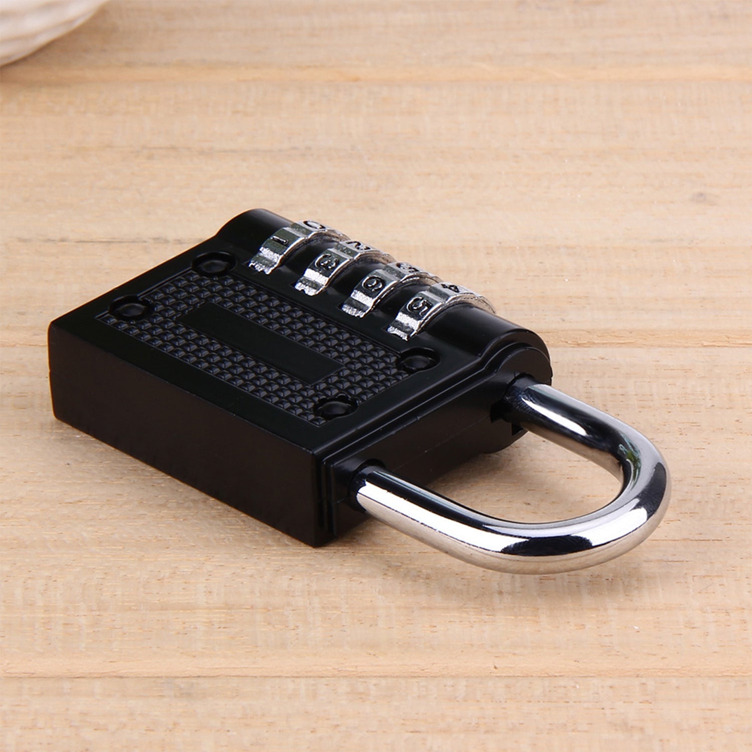 ALVENZA 4-Digit Combination Lock – Resettable Security | AutoSafeo