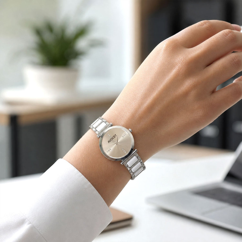 Silver Round Shape Dial Watch with White Metal Strap Design for Women