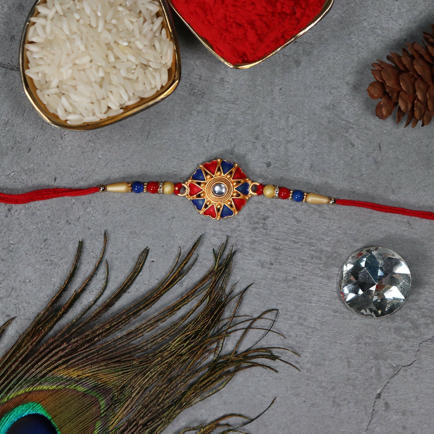 ALVENZA Traditional Rakhi – Handcrafted & Skin-Friendly for Raksha Bandhan