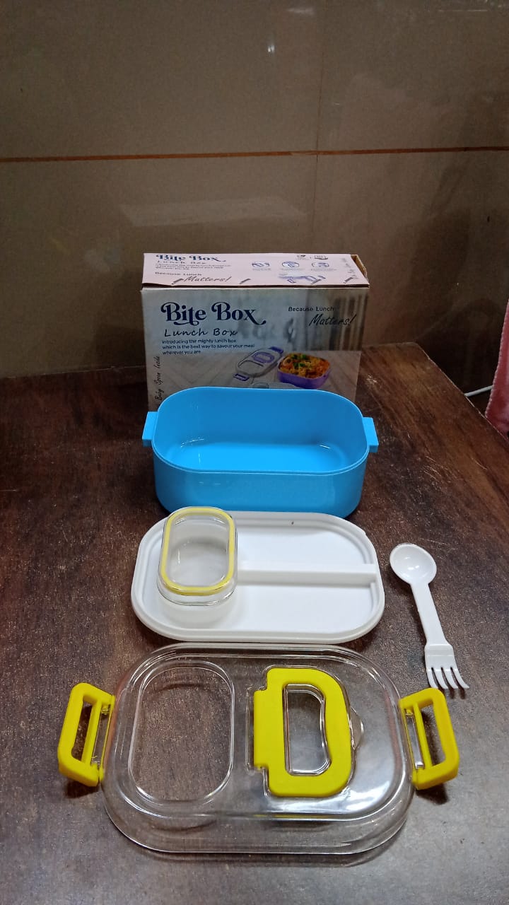 Kids Lunch Box Durable Plastic with Spoon & Fork | Lunchie Bunchie - Detail View 7